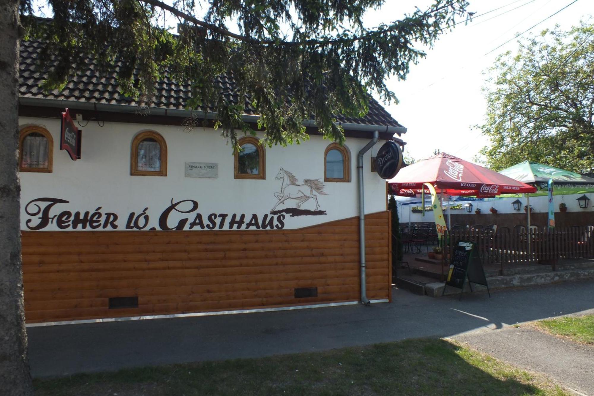 Fehérló Vendégház&Restaurant Bük Exterior foto